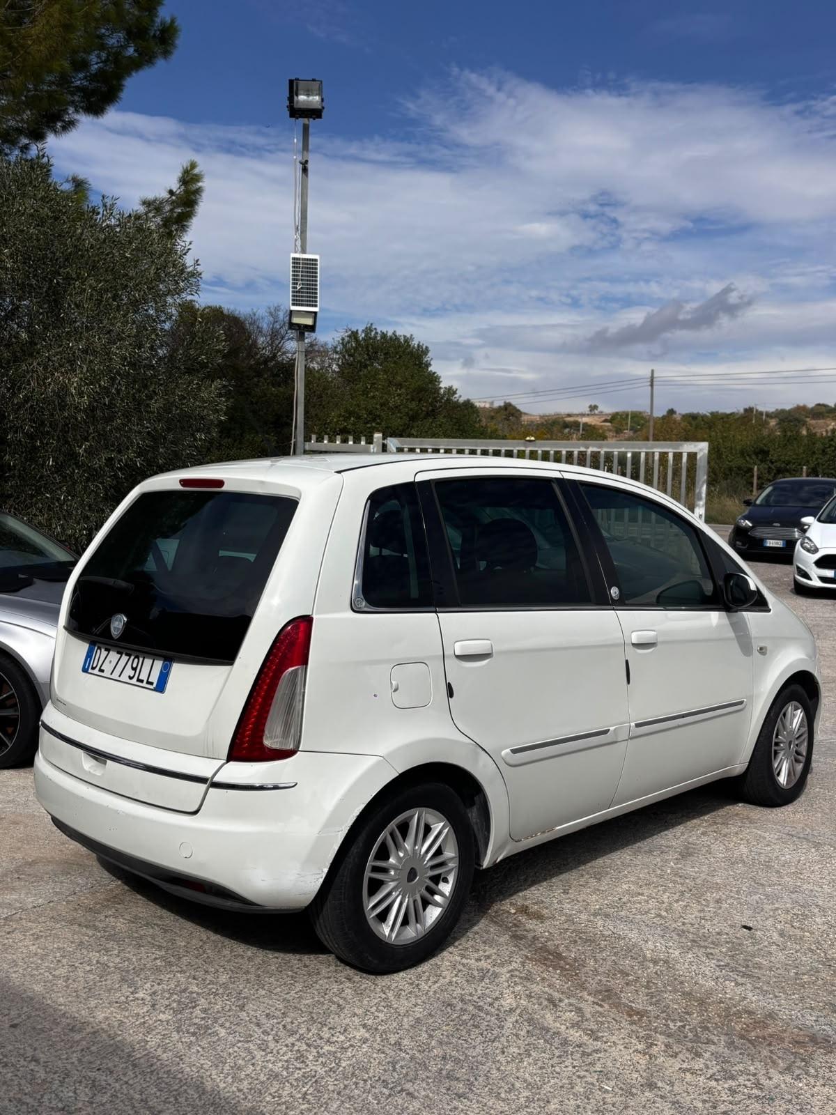 Lancia MUSA 1.4 Argento Ecochic GPL