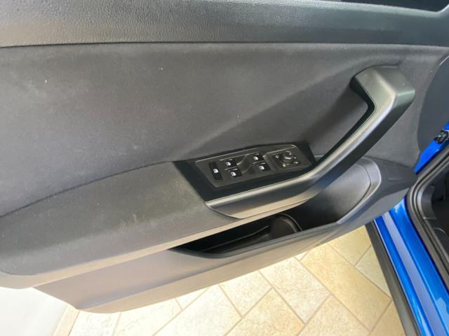 VOLKSWAGEN T-ROC 1.0 TSI 110CV