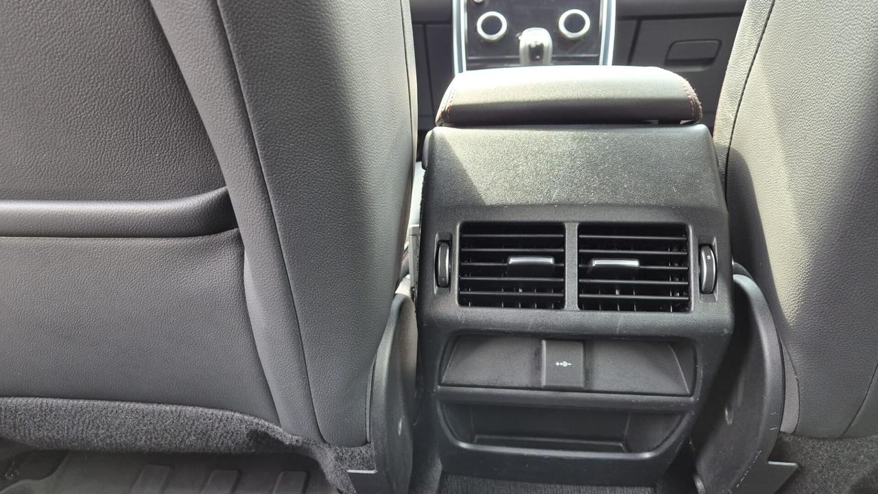 Land Rover Discovery Sport 2.0 TD4 204 CV AWD Auto R-Dynamic HSE