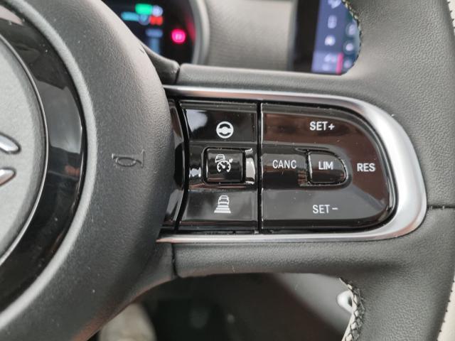 FIAT 500e 3+1 42 kWh La Prima