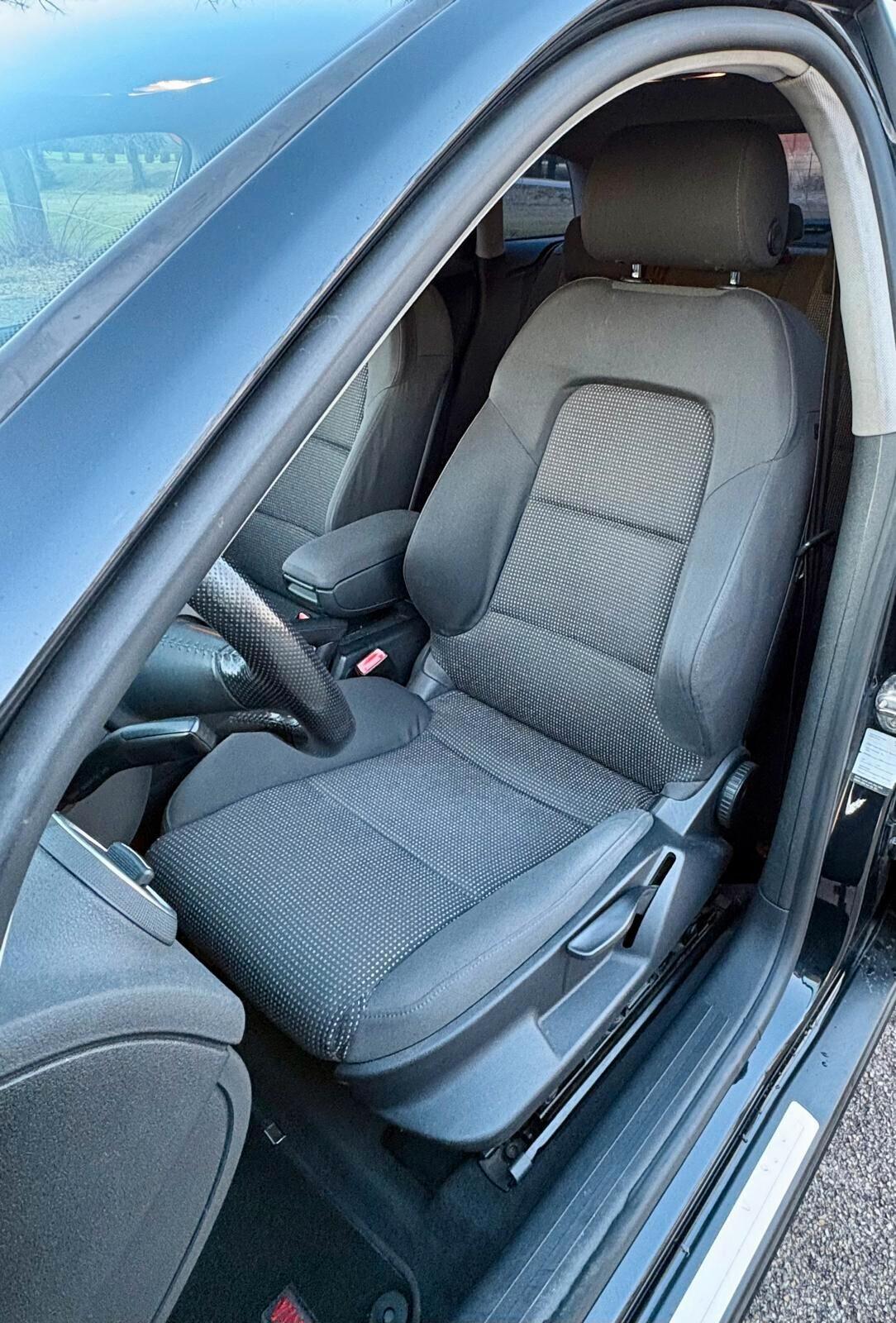 Audi A3 SPB 2.0 TDI Attraction - UNICO PROPRIETARIO