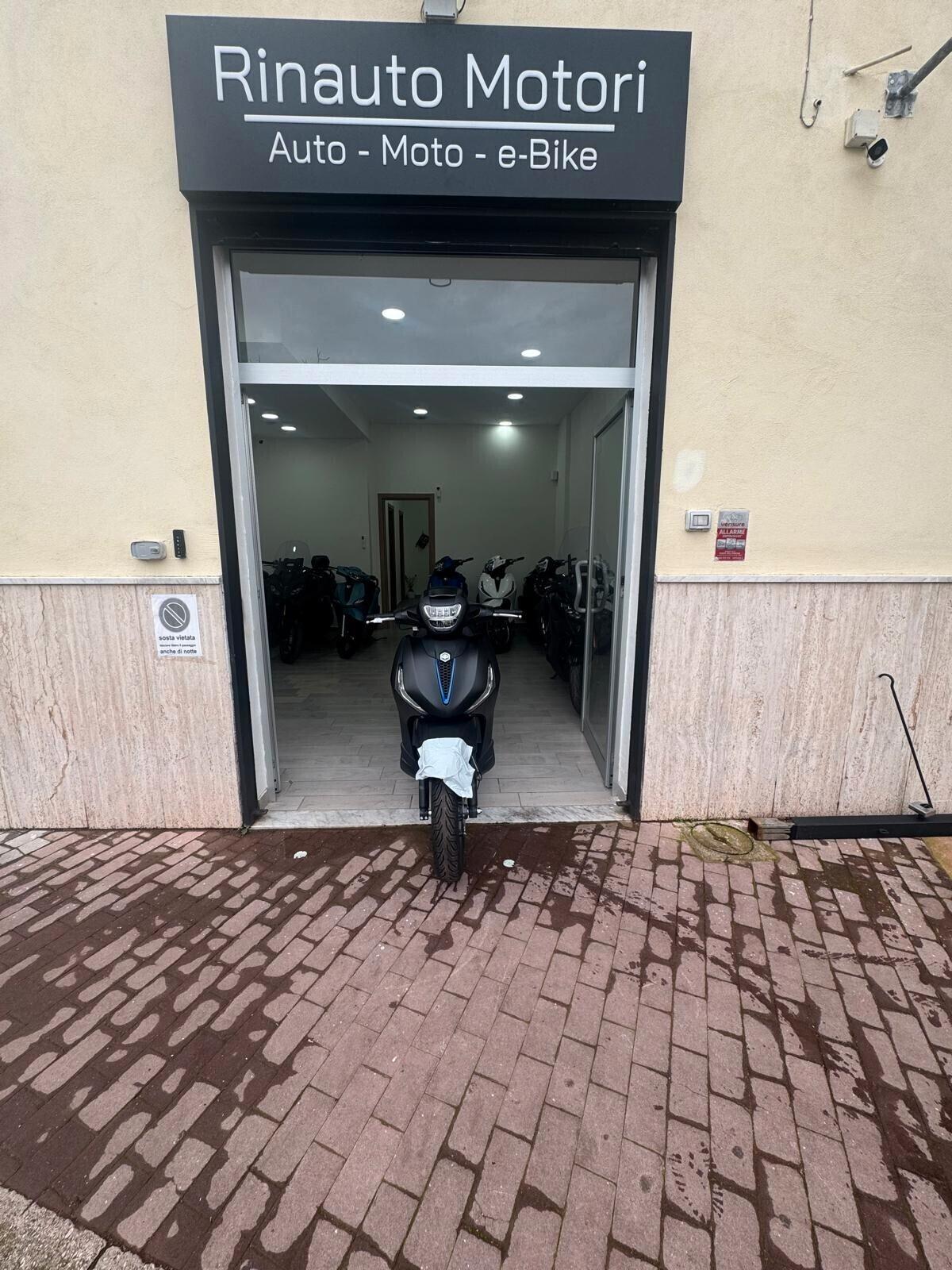 Piaggio Beverly 300 S