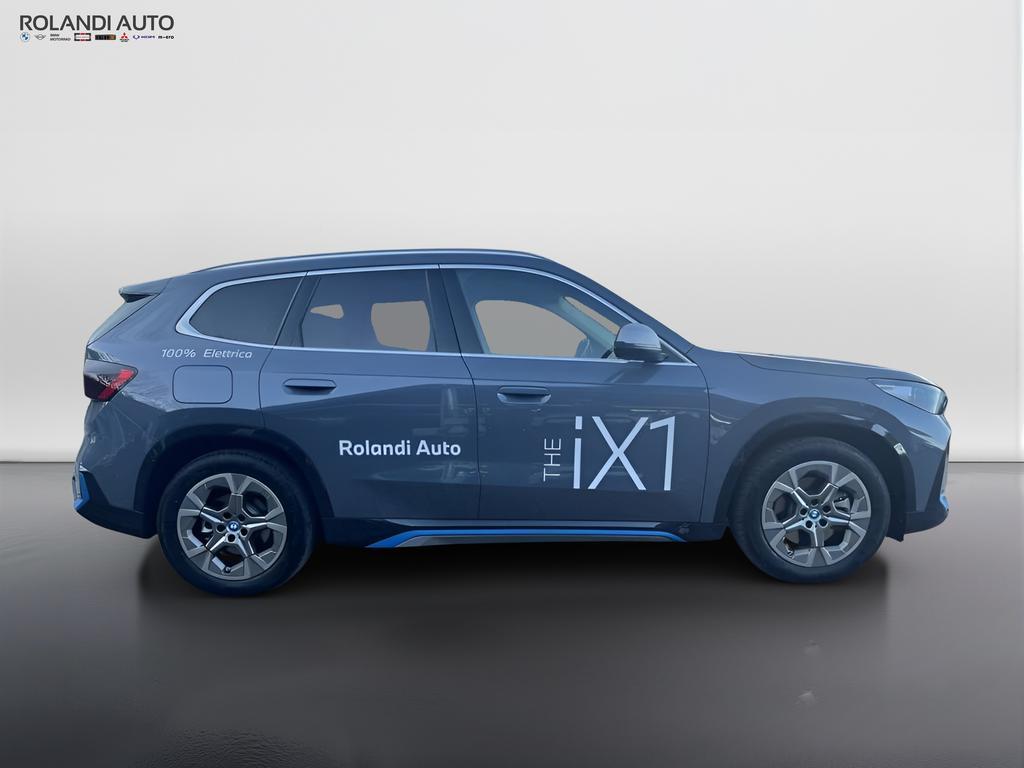 BMW iX1 30 xLine xDrive