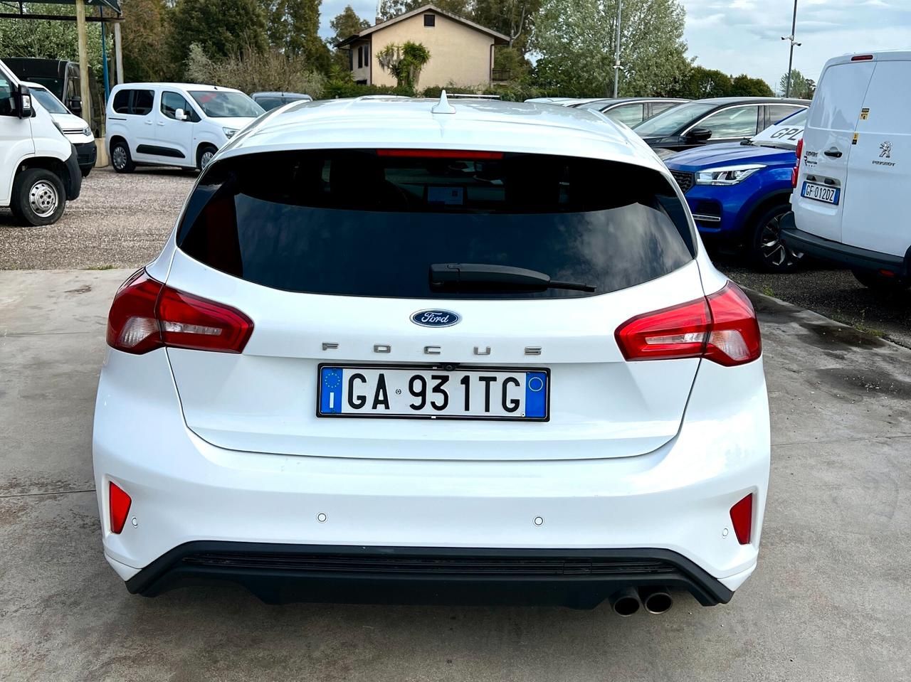Ford Focus 1.0 EcoBoost ST-LINE