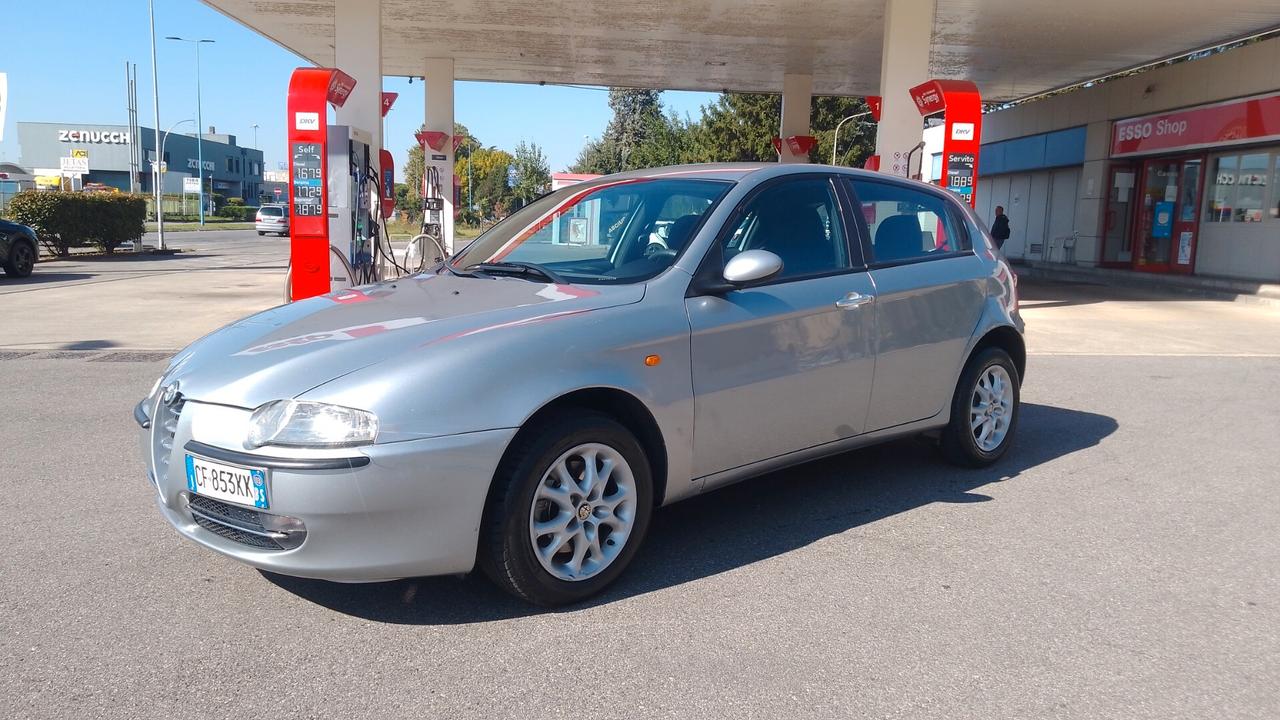 Alfa Romeo 147 1.6i 16V T.S. 84milakm Neop 5 p 03