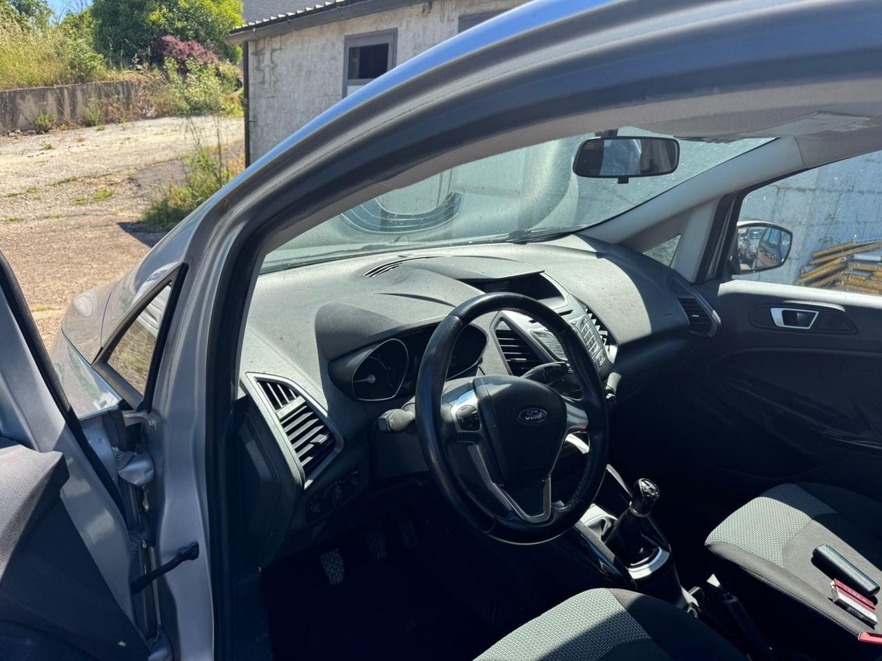 Ford Fiesta 1.5 TDCi 75CV 5 porte ok neopatentati