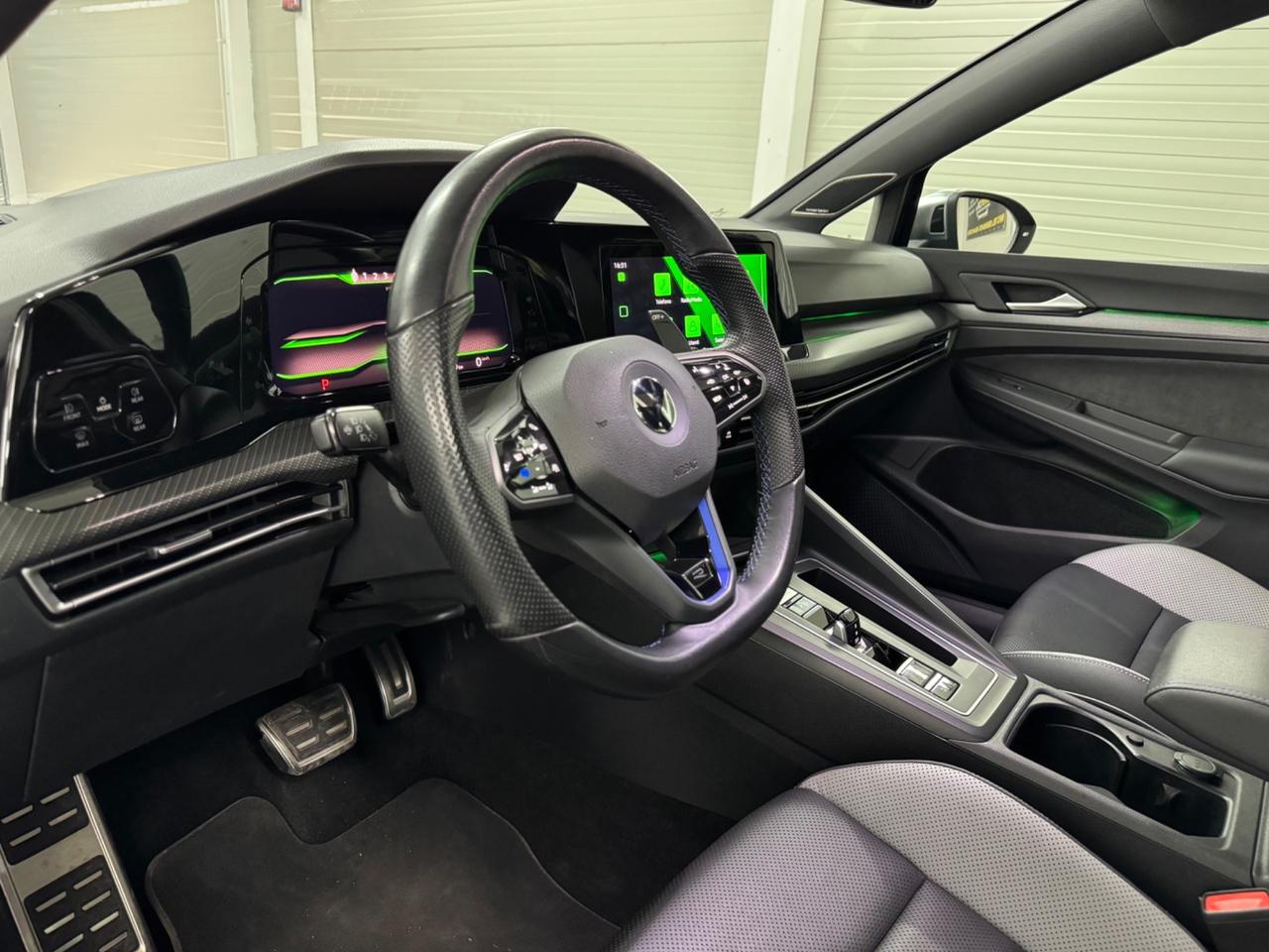 Volkswagen Golf 2.0 TSI R DSG 4Motion
