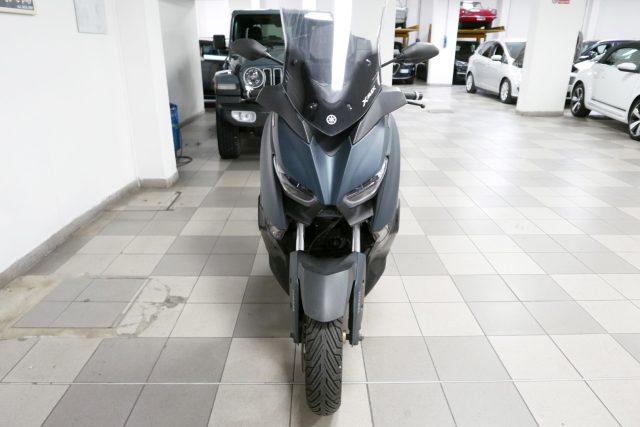 YAMAHA X-MAX 300 Tech Max