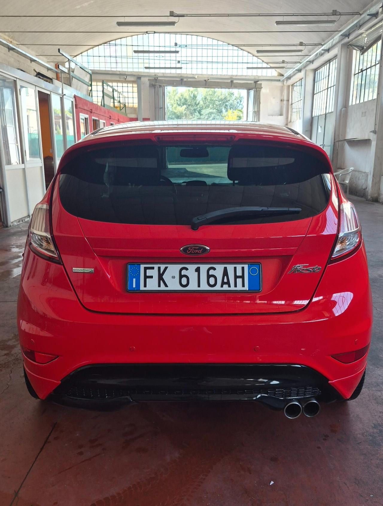 Ford Fiesta st line 140 CV