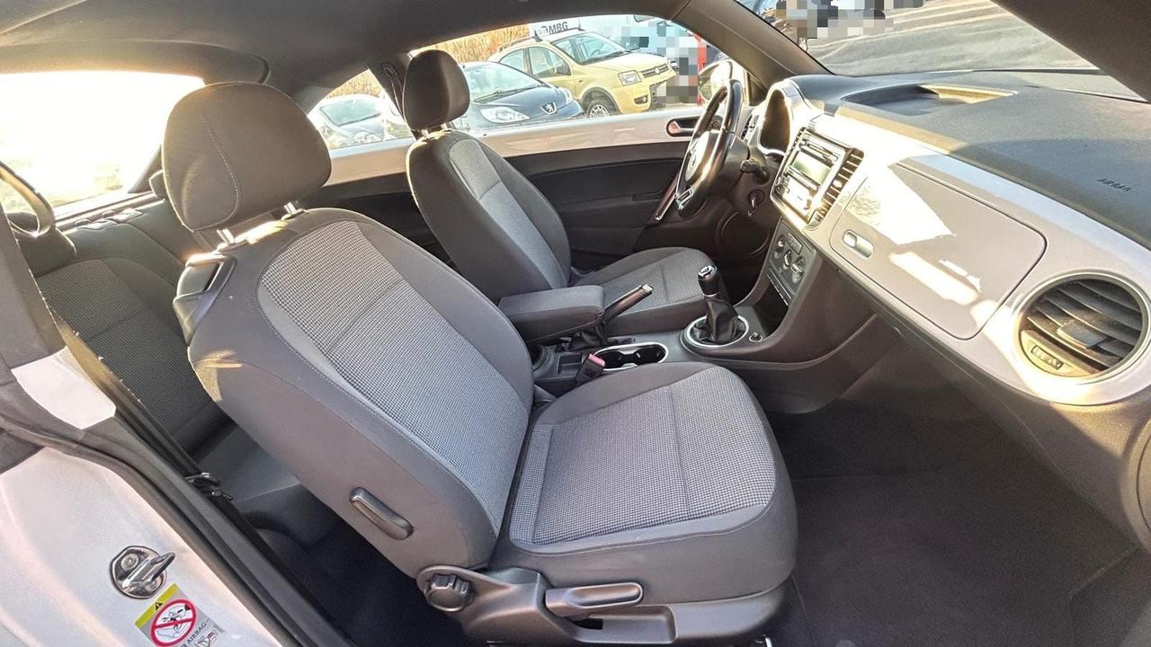 Volkswagen Maggiolino 1.6 TDI 105cv