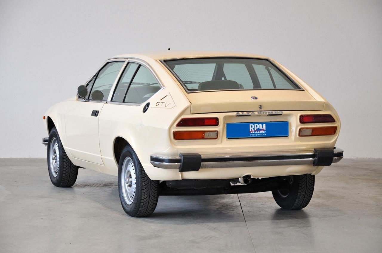Alfa Romeo Alfetta GTV 2.0 122cv