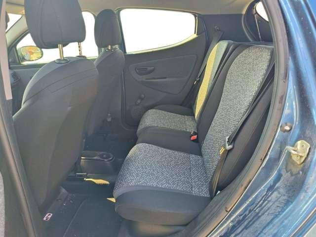 Lancia Ypsilon 1.0 firefly hybrid Silver s&s 70cv