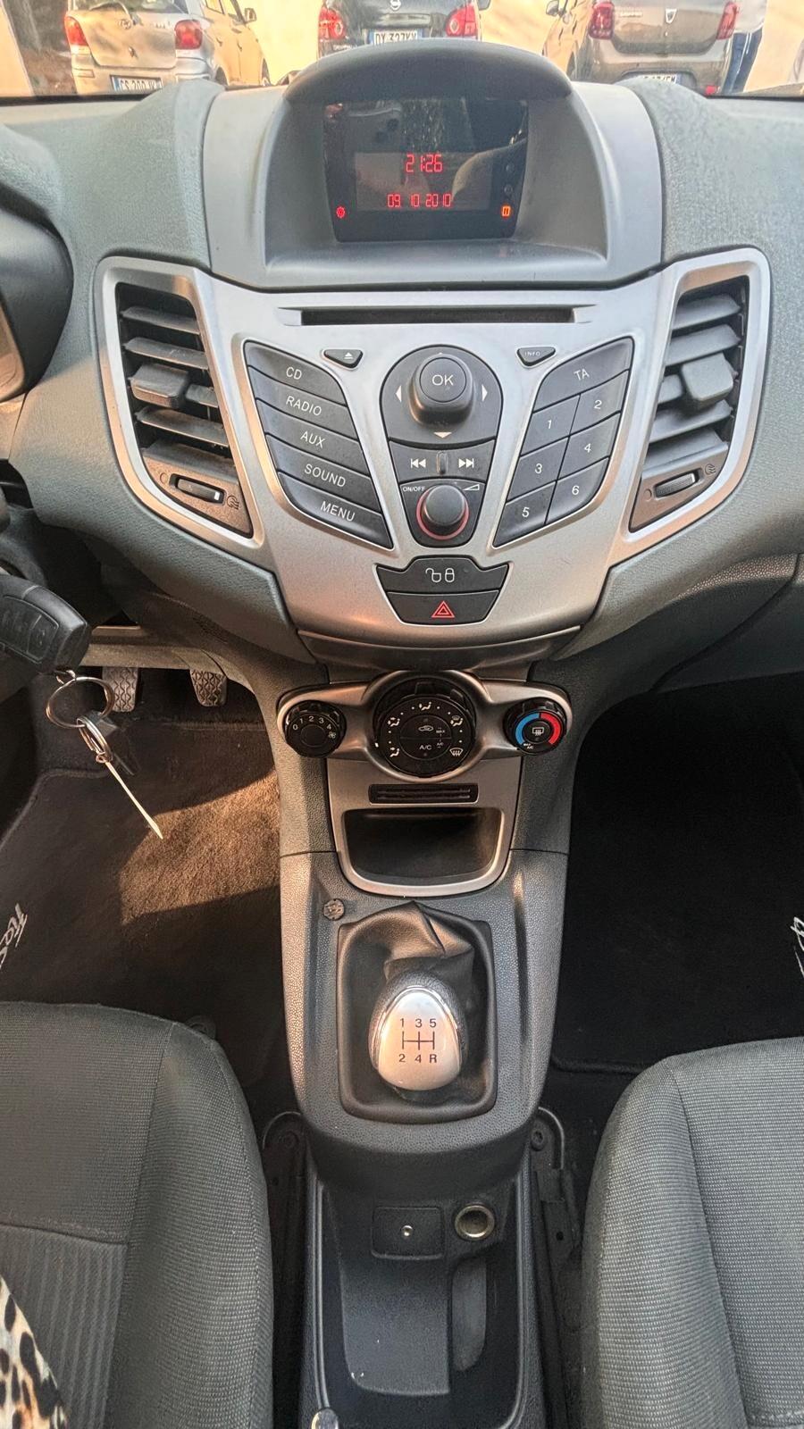 Ford Fiesta 1.4 TDCi 5p. 100MILA KM