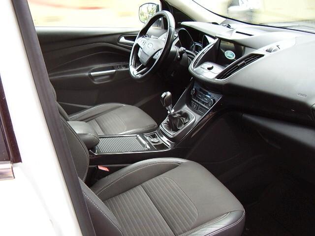 Ford Kuga 2.0 TDCI 150 CV S&S 4WD Vignale GANCIO TRAINO