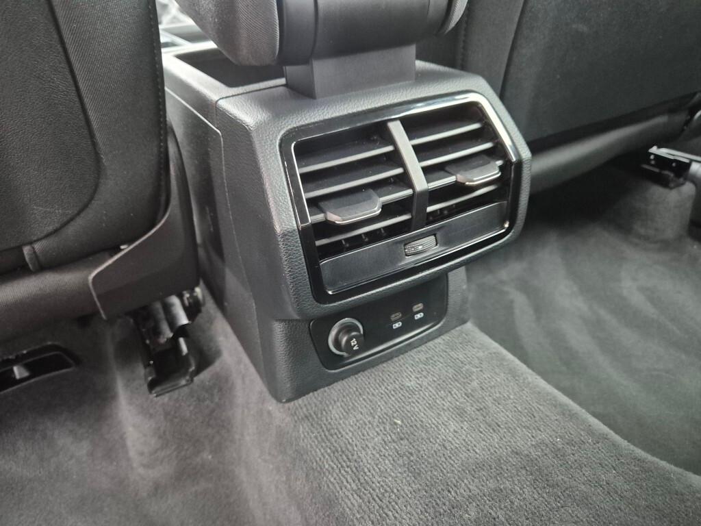 Audi Q3 2.0 TDI 150CV S-tronic BUSINESS