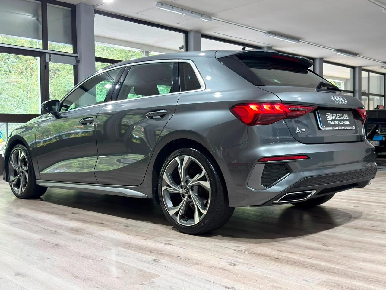 AUDI A3 SPK 30 2.0TDI 116CV S-TRONIC S-LINE EDITION