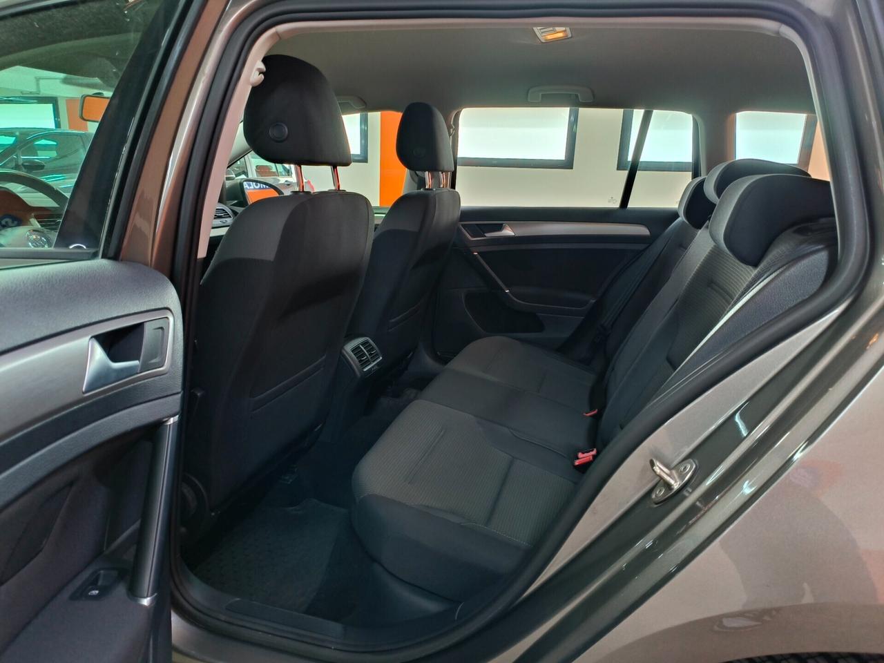 Volkswagen Golf Variant 1.4 TGI Comfortline BlueMotion