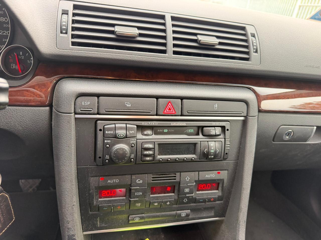 Audi A4 2.5 V6 TDI cat