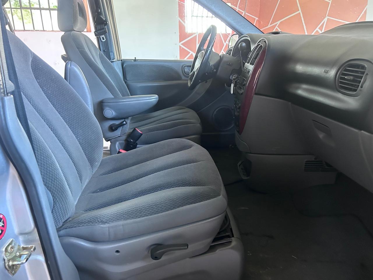 Chrysler Voyager Grand 2.8 CRD cat LX Auto