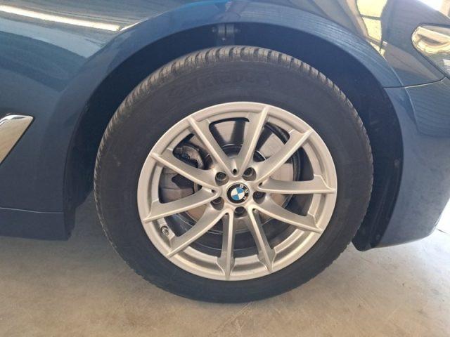 BMW 520 d 48V Business