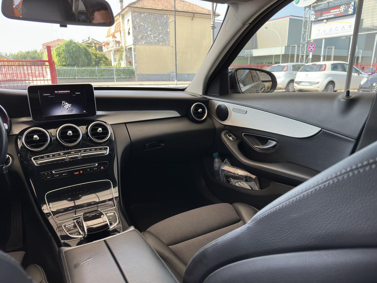 Mercedes-Benz C 220 Premium #6554