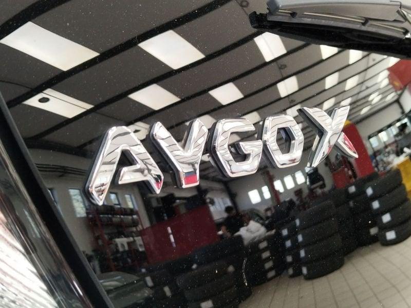 Toyota Aygo X 1.0B (72 CV) Lounge S-CVT