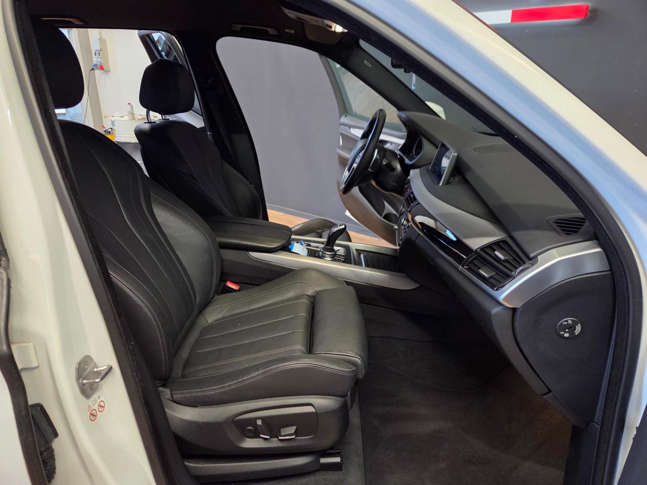 BMW X5 xdrive30d M-SPORT Luxury 249cv auto