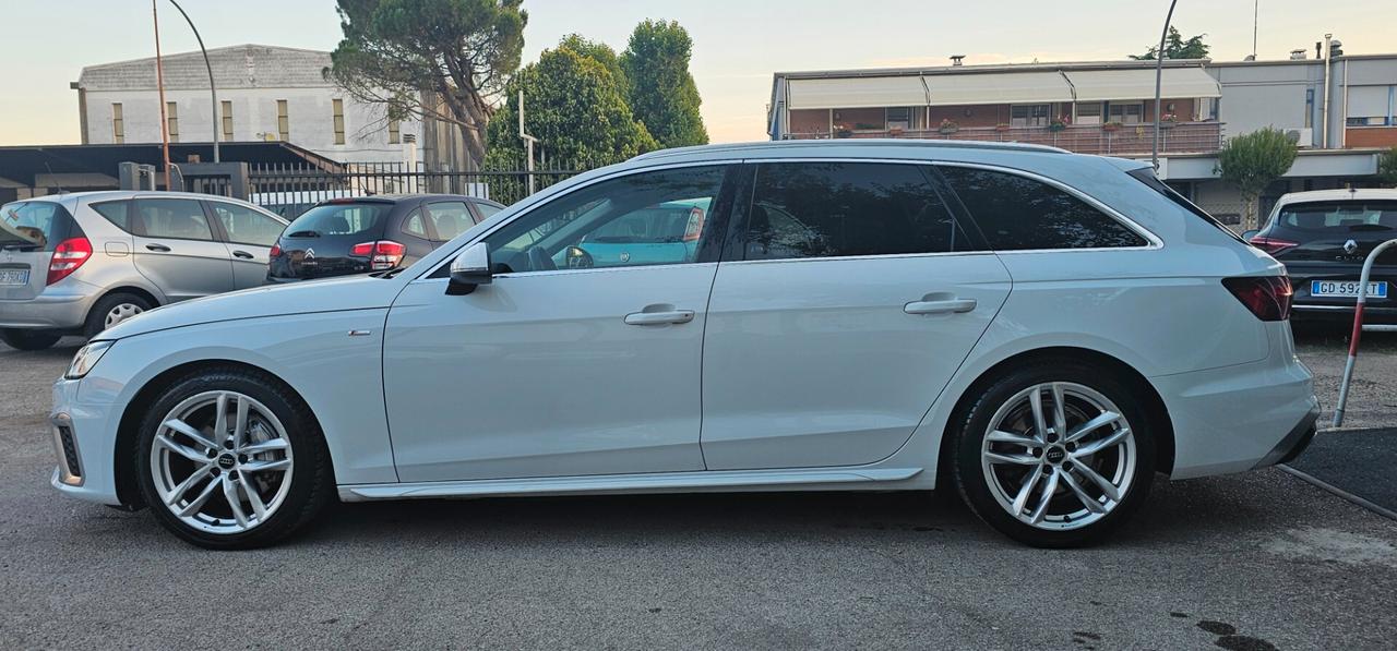 Audi A4 Avant 40 TDI quattro S tronic Business