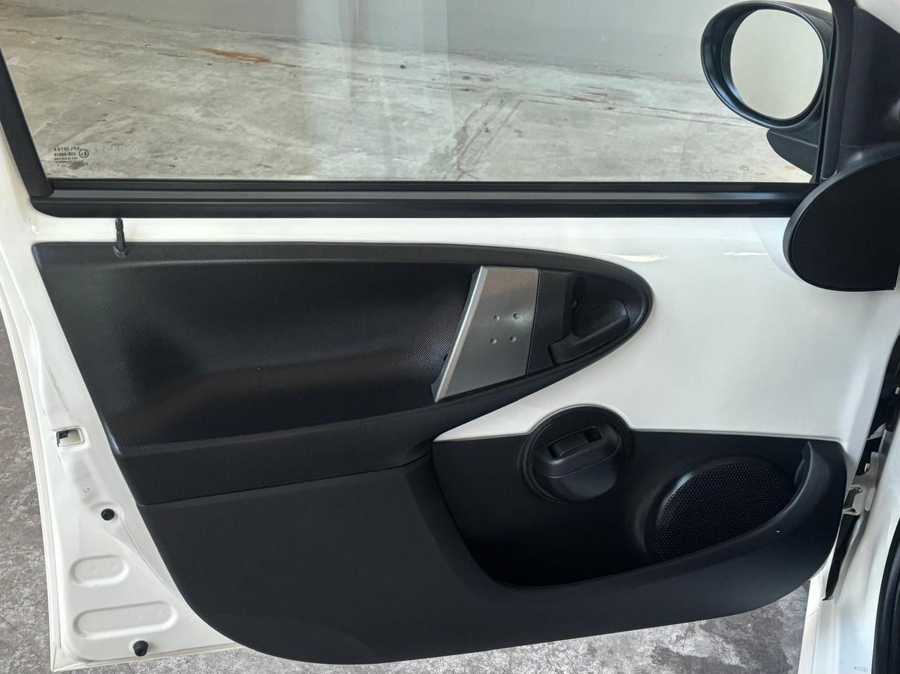 Citroen C1 1.0 5P Vanity Fair 10