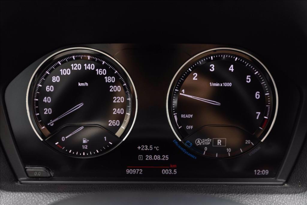 BMW 118i Advantage 5p auto del 2017