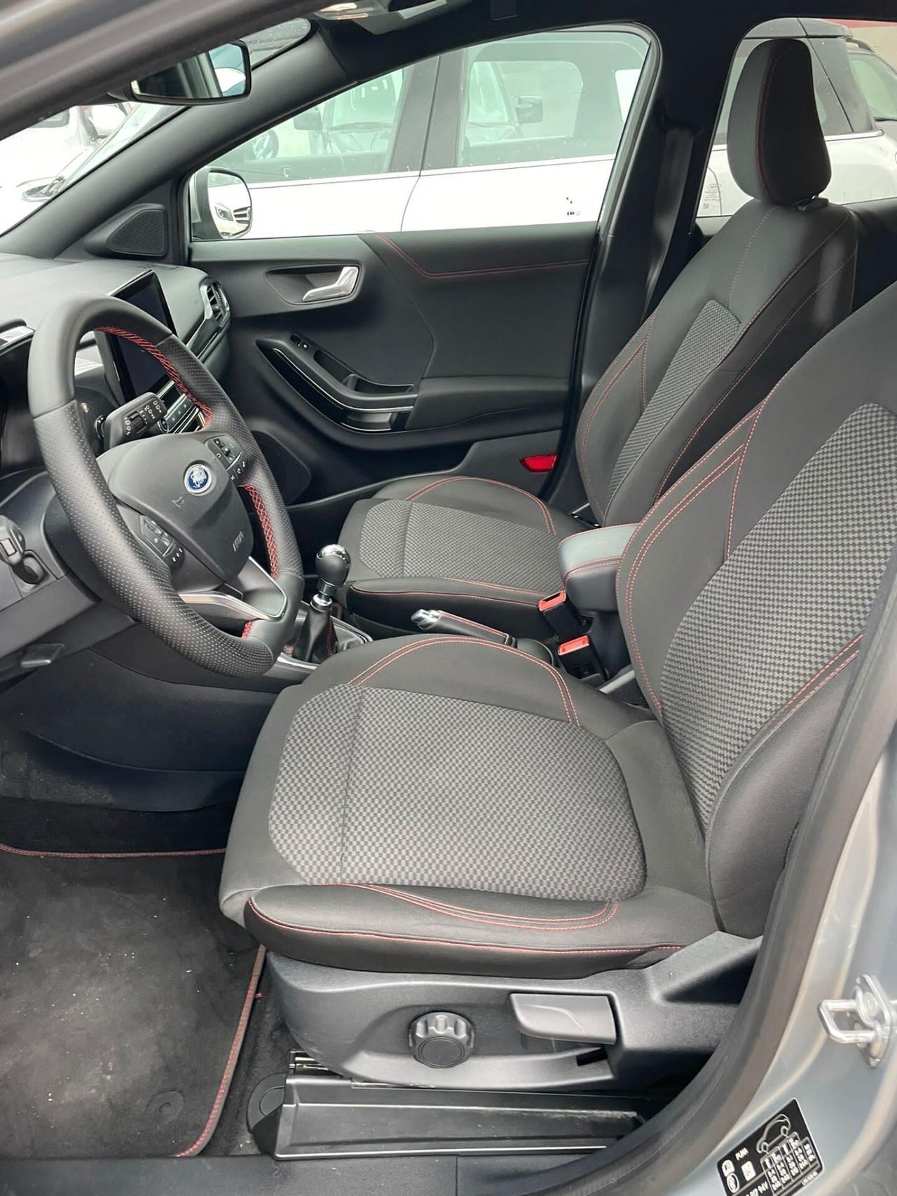 Ford Puma 1.5 CDI EcoBlue 120 CV ST-LINE Design NAVI, XENON FULL LED, CAMERA, TEMPOMAT, CERCHI, GARANTITA!