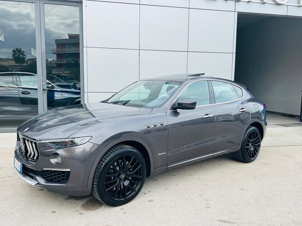 Maserati Levante V6 430 CV S Granlusso possibilità noleggio no scoring