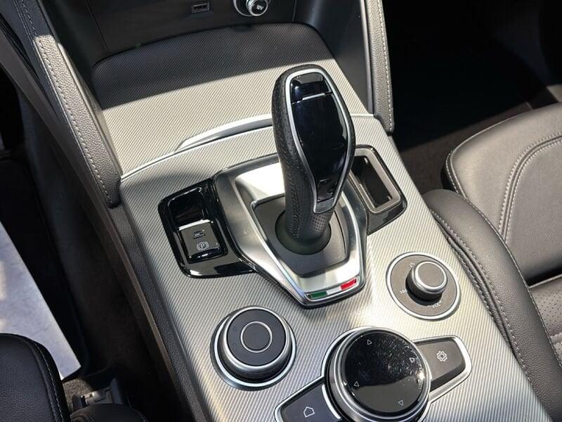 Alfa Romeo Stelvio 2.2 TD 210 CV Veloce AT8 Q4