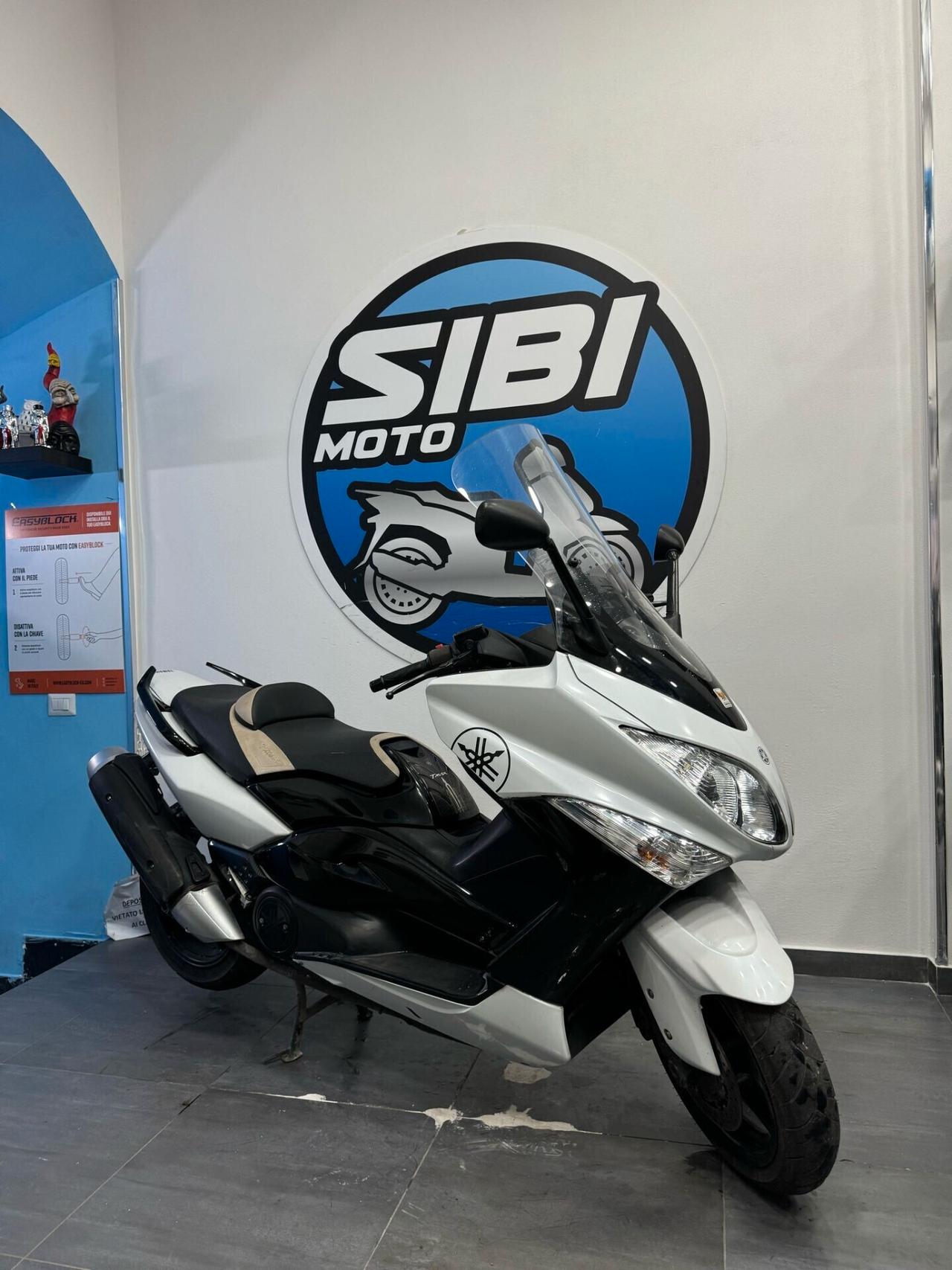 Yamaha T-Max 500