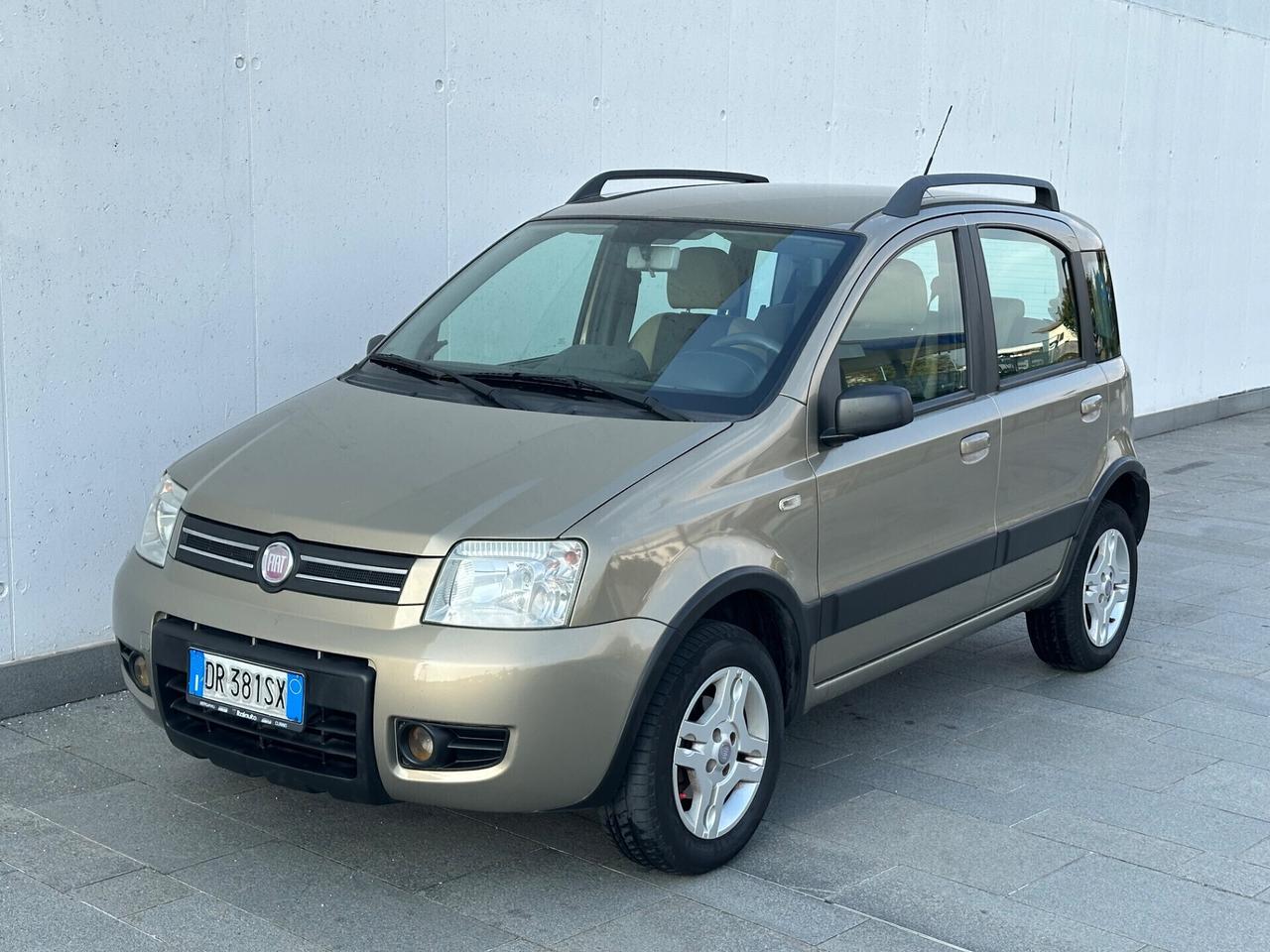 Fiat Panda 1.2 Climbing Natural Power Neopatentati