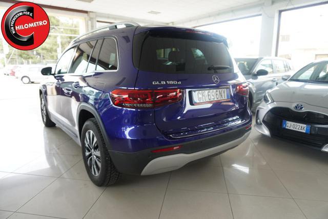 MERCEDES-BENZ GLB 180 d Automatic Business