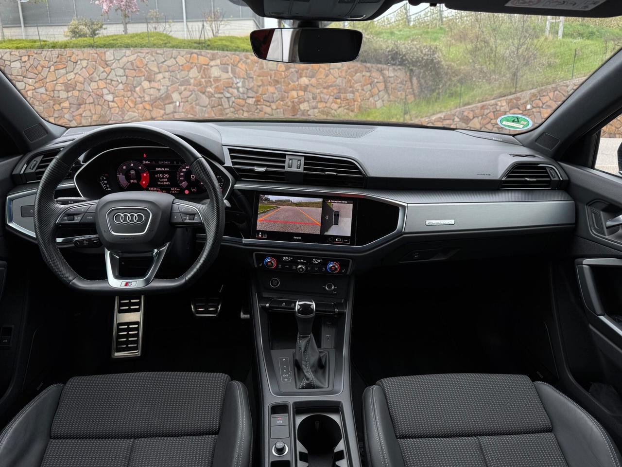 Audi Q3 35 TDI quattro S tronic S line edition