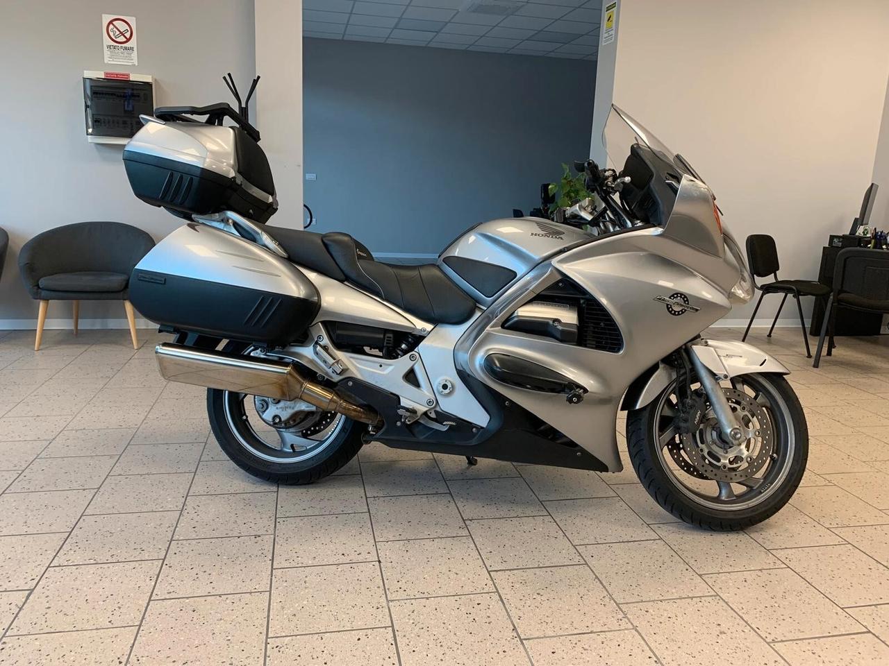 Honda Pan European ST1300 accessoriata