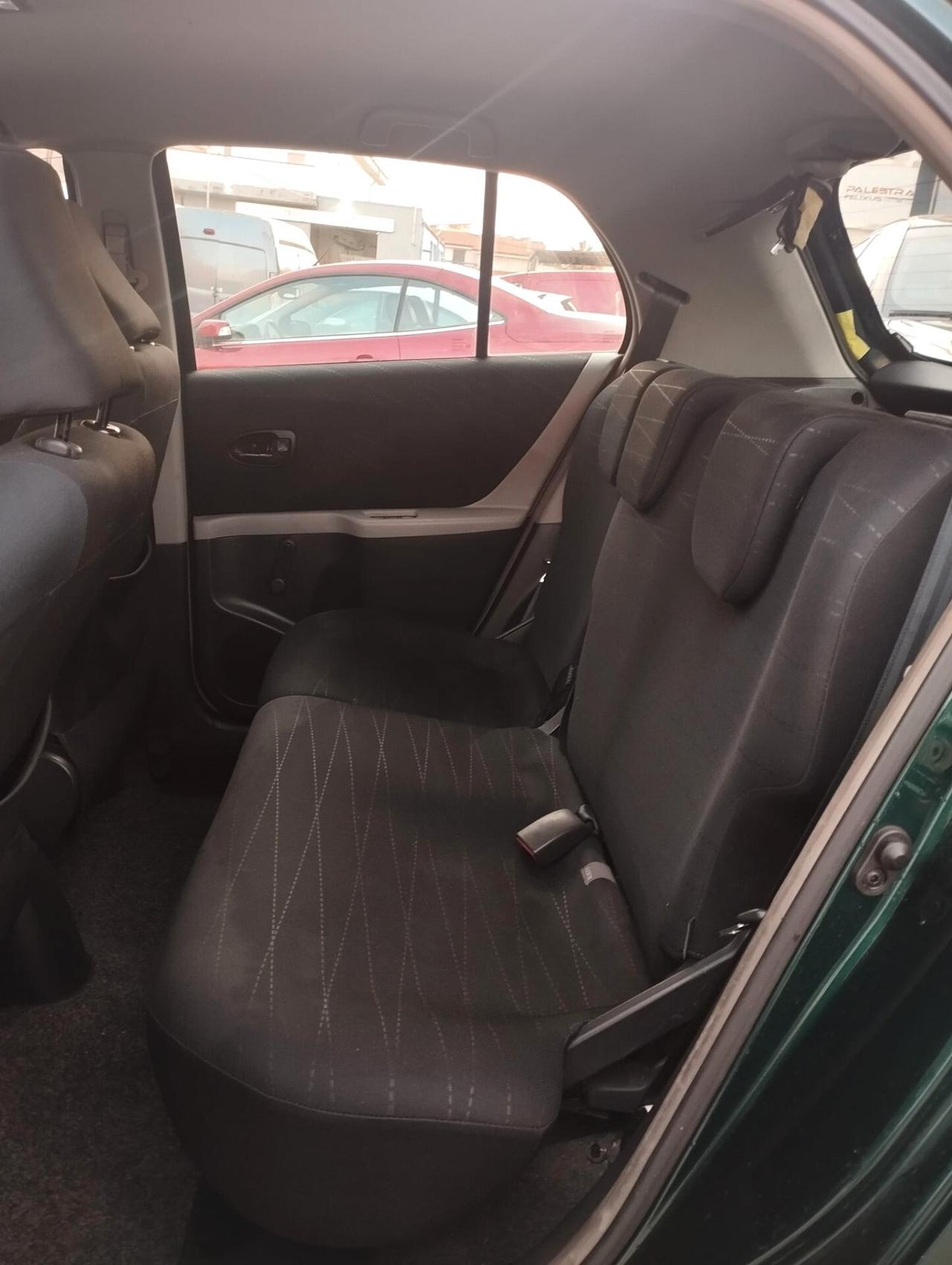 Toyota Yaris 1.4 D-4D 5 porte Sol