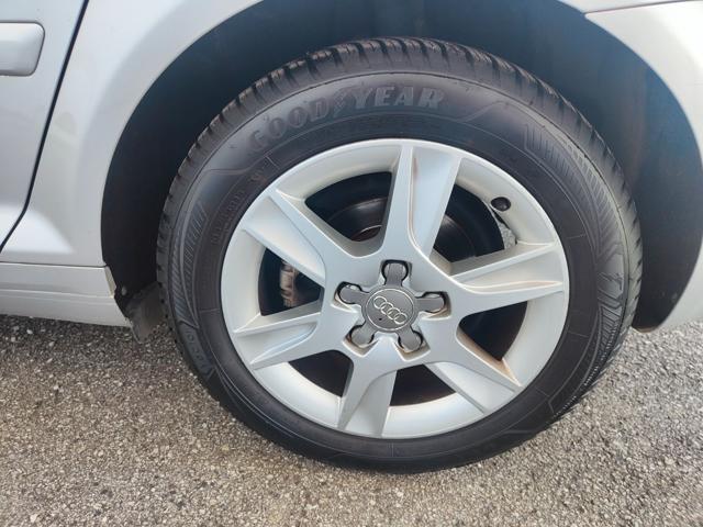 AUDI A3 1.2 Benzina 5 Porte ( TAGLIANDATA )