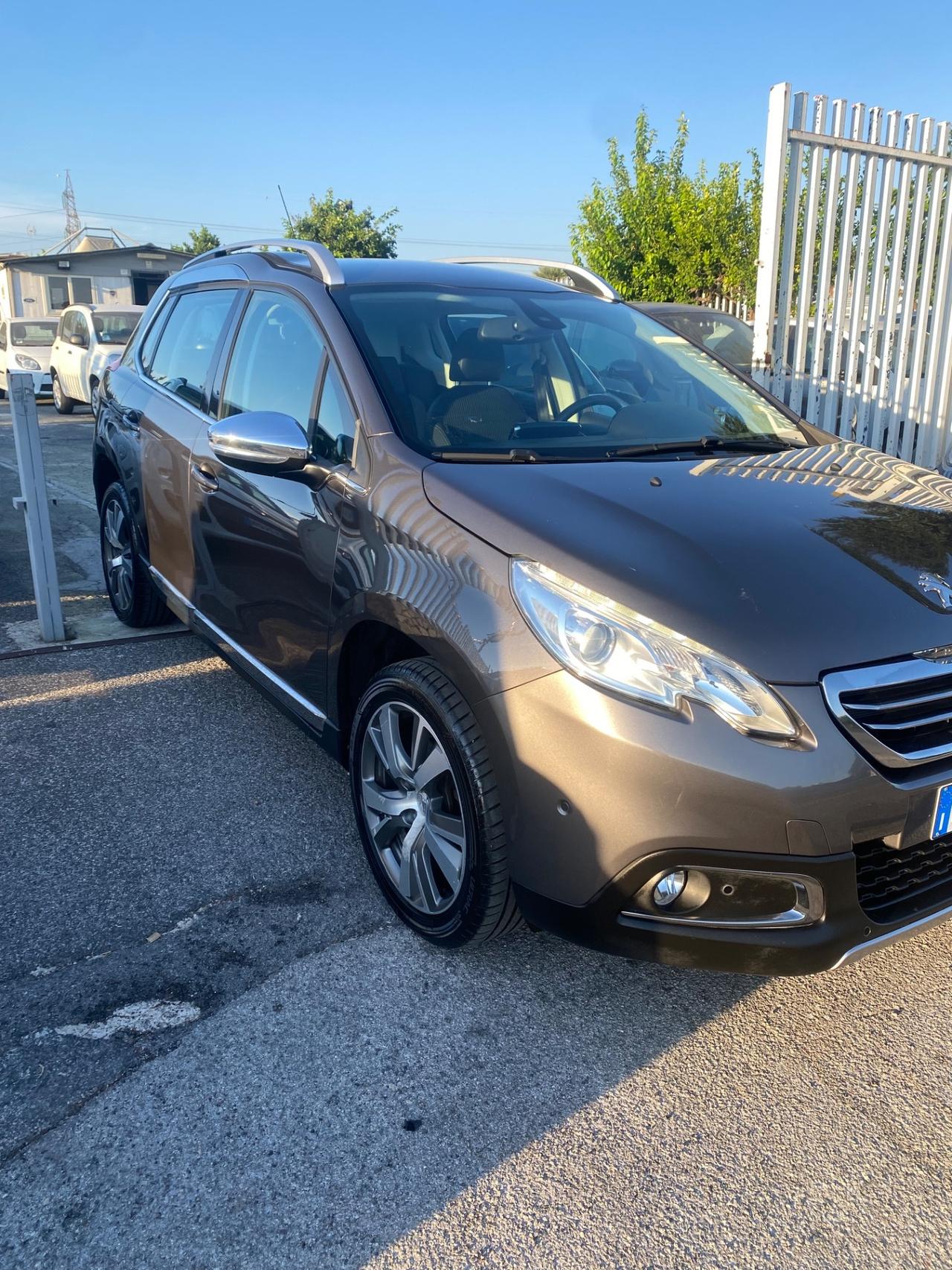 Peugeot 2008 1.6 e-HDi 115 CV Stop&Start Allure