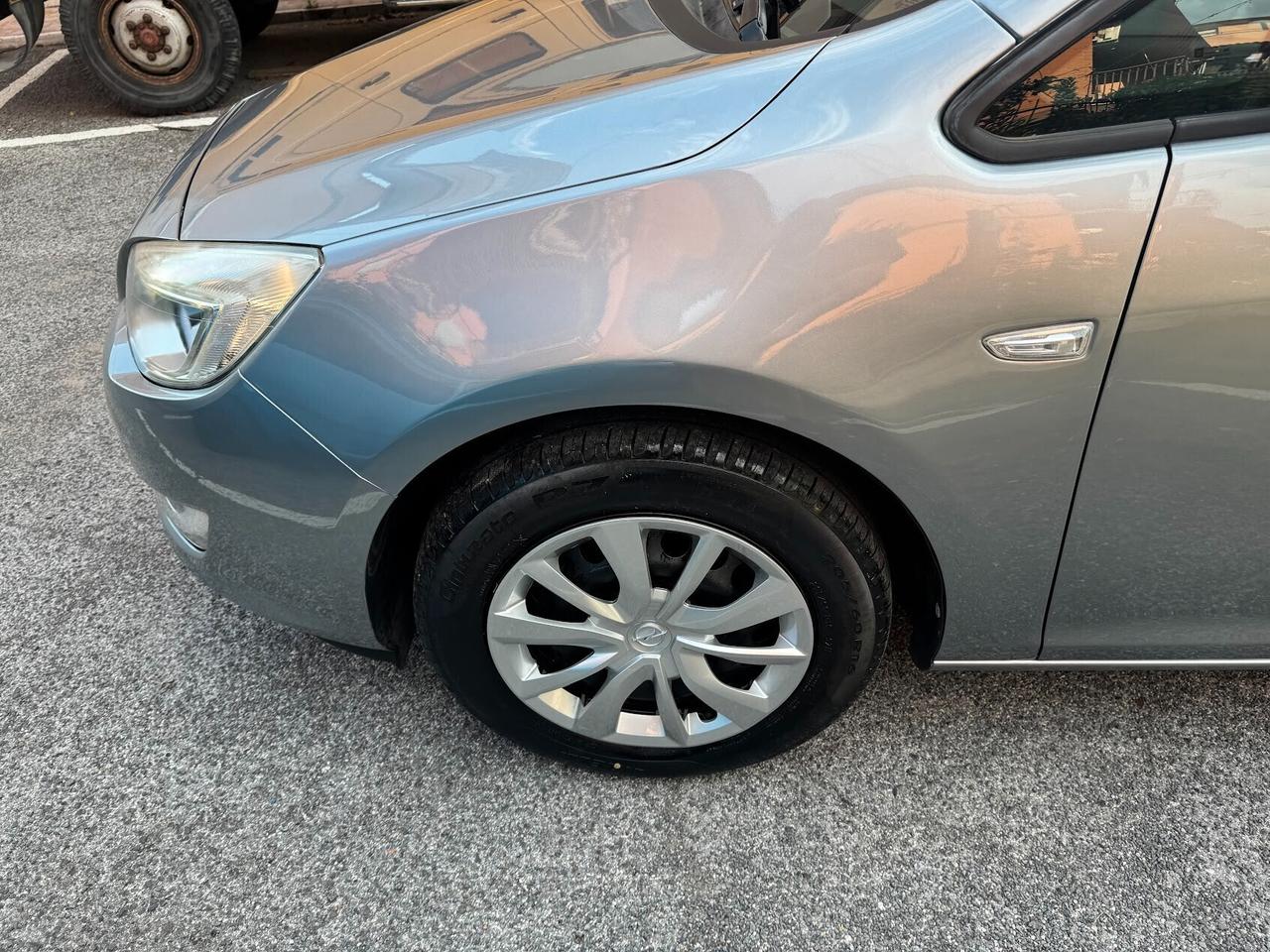 Opel Astra 1.4 100CV uniproprietario