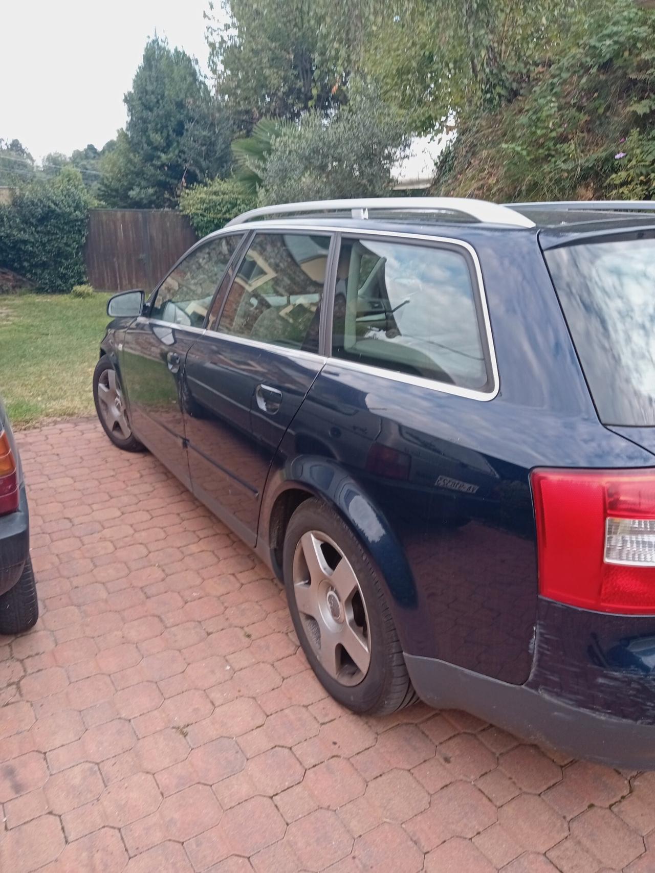 Audi A4 1.9 TDI/130 CV Avant QUATTRO RUOTE MOTRICI