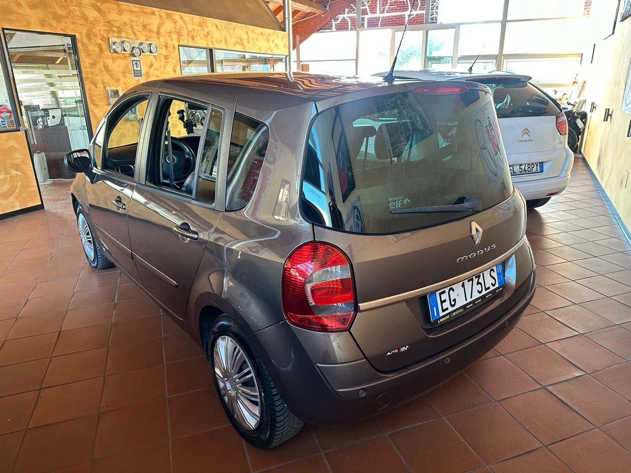 Renault Modus Grand 1.2 16V TCE Live