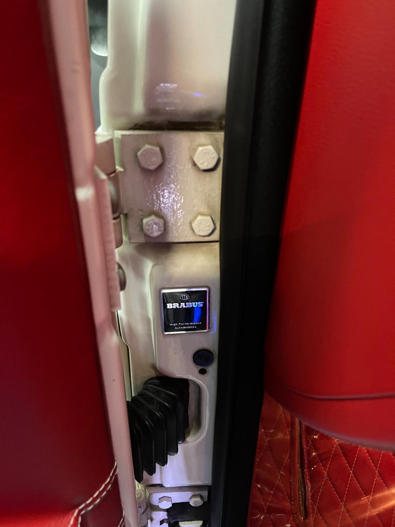 Mercedes-benz G 700 Brabus Originale PERMUTE RATE