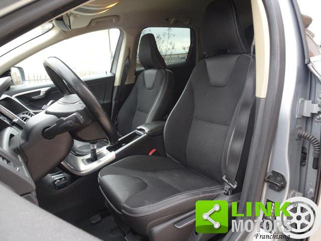 VOLVO XC60 D4 Geartronic Momentum