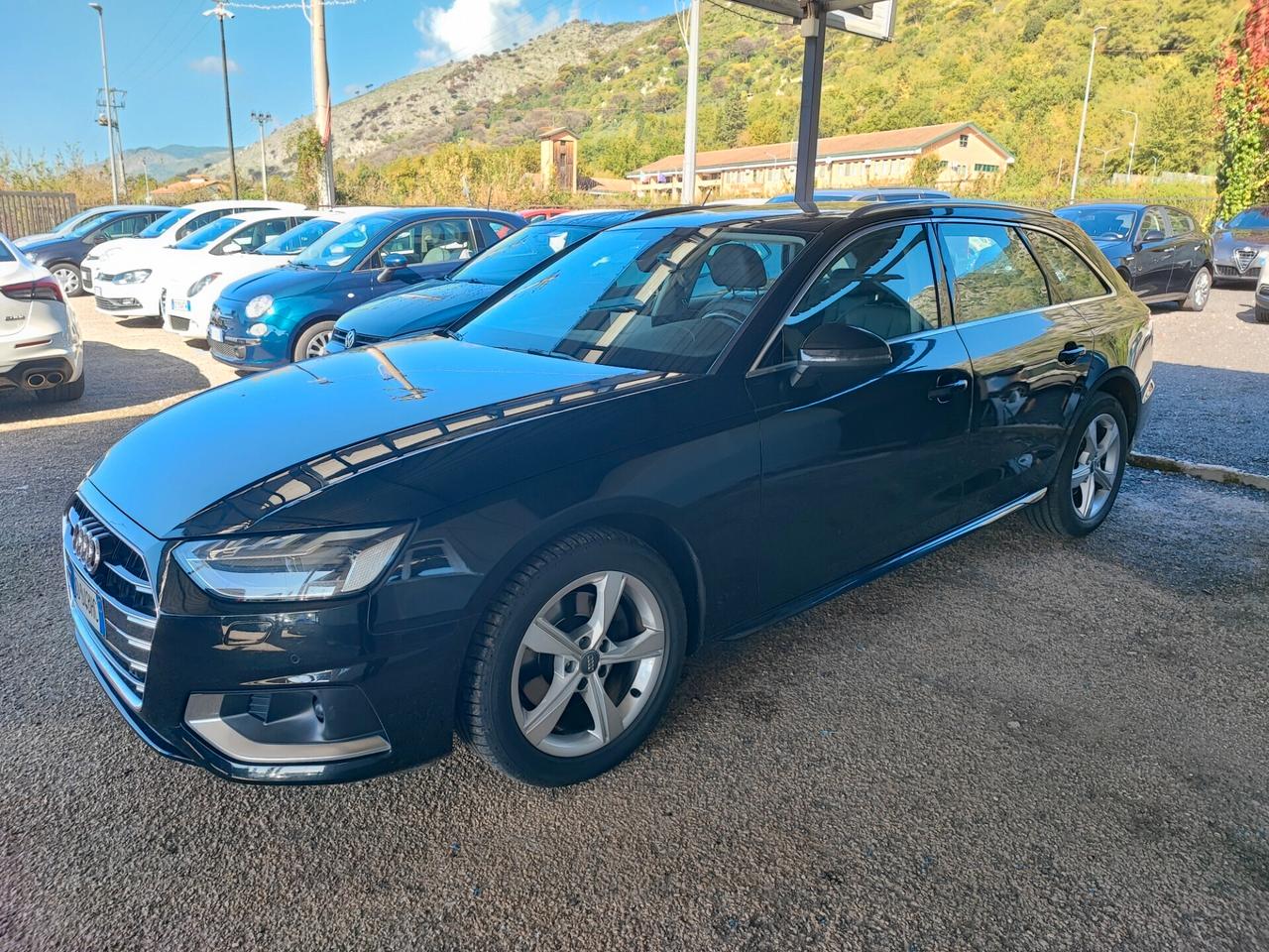 Audi A4 Avant 35 TDI/163 CV S tronic line edition