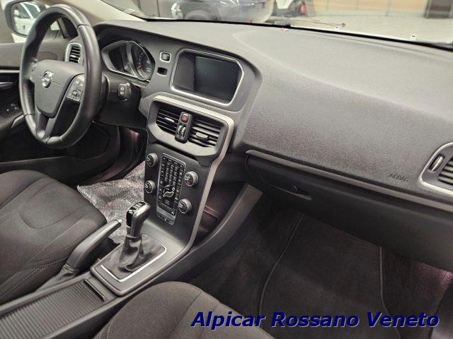 VOLVO V40 D2 Plus geratronic