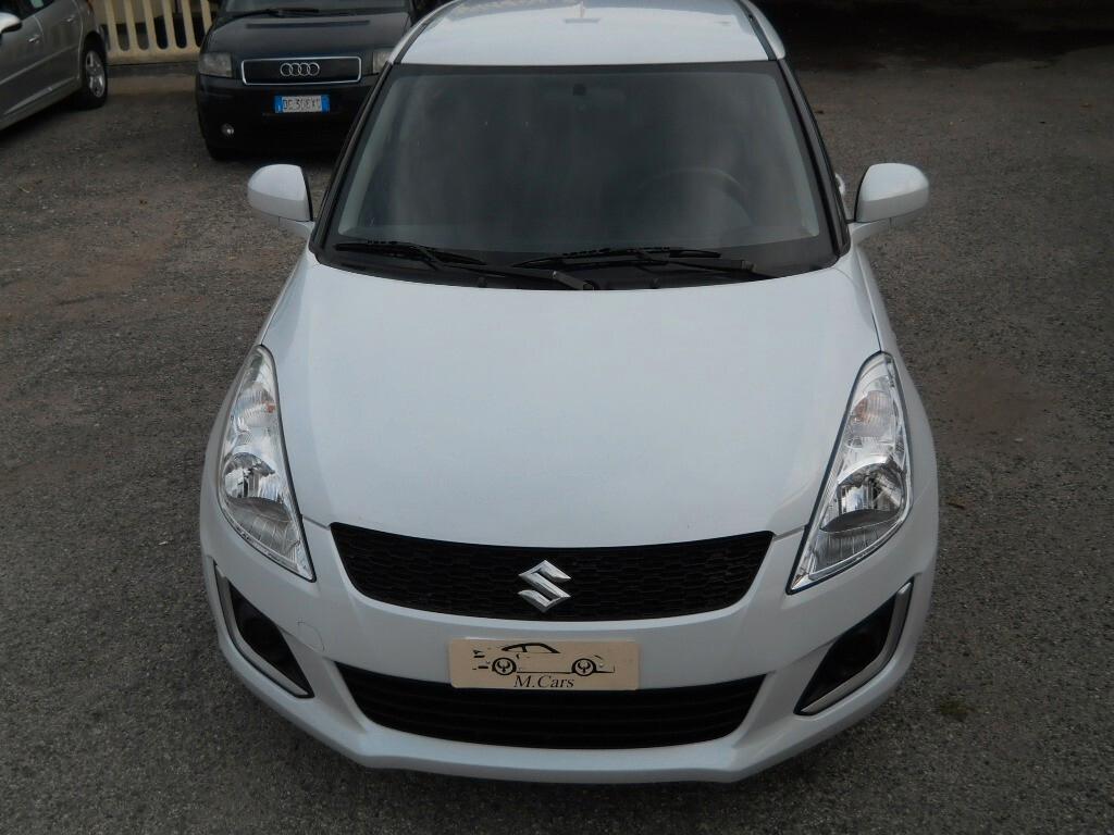 Suzuki Swift 1.3 DDiS 5 porte B-Top Bi-Color