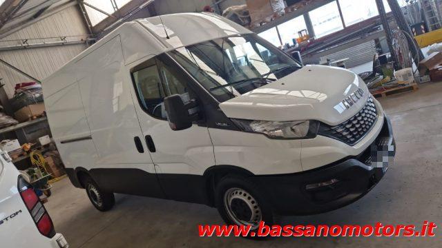 IVECO Daily 33S12V 2.3 HPT PM-TM Furgone